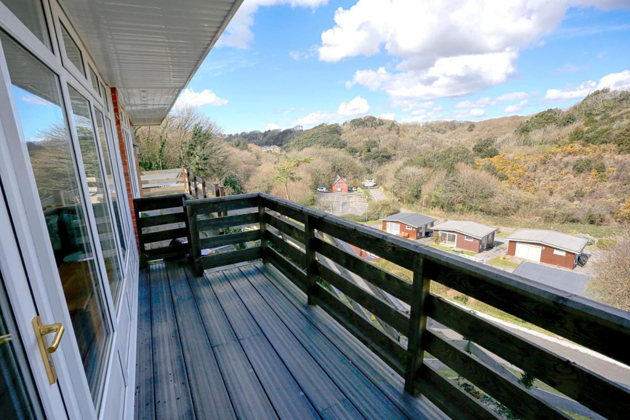 Caswell 70 Located In Gower Peninsula *